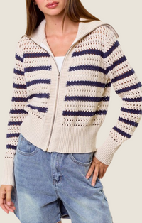 D&R oatmeal/navy stripe zip front sweater
10615J-NVY